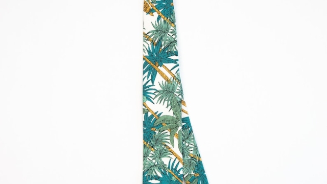 Tropical Ties for Weddings: Adding a Stylish Twist to Your Big Day!
