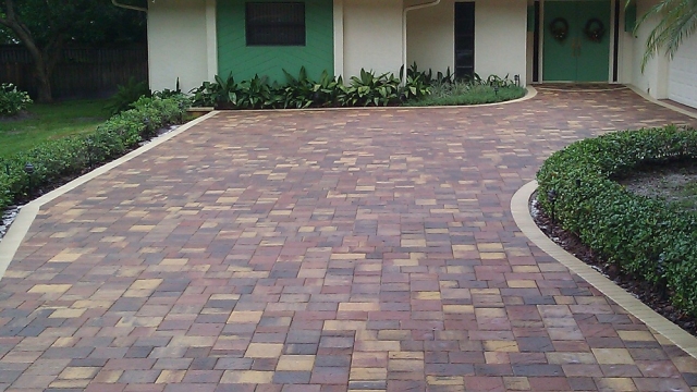 Revamp Your Exterior: The Ultimate Guide to Driveway Pavers Installation