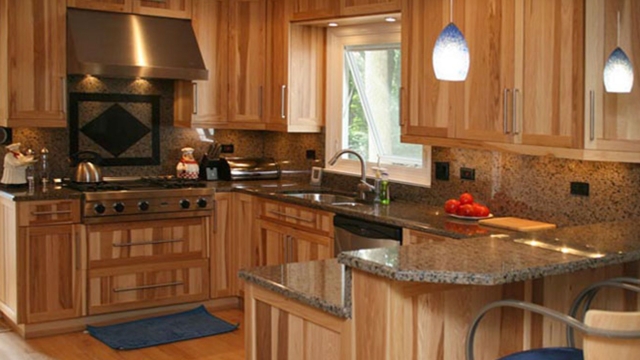 Craftsmanship Meets Convenience: The Art of Custom Cabinets